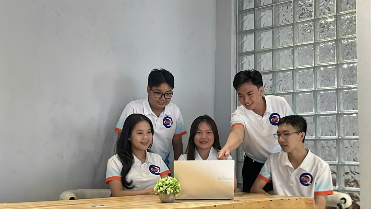 Lộ Trình Tự Học VSTEP B1 Cho Người Mất Gốc Chỉ Trong 2 Tháng | iFISH